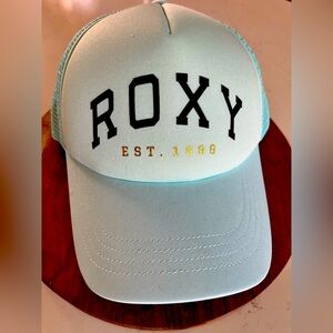 New Roxy Mint Green Trucker Hat